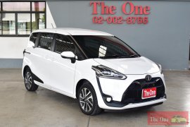 Toyota Sienta 1.5 V Wagon AT ปี 2020